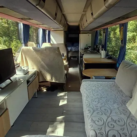 Unique Et Insolite Bus Iliade Bourg (Haute-Marne)