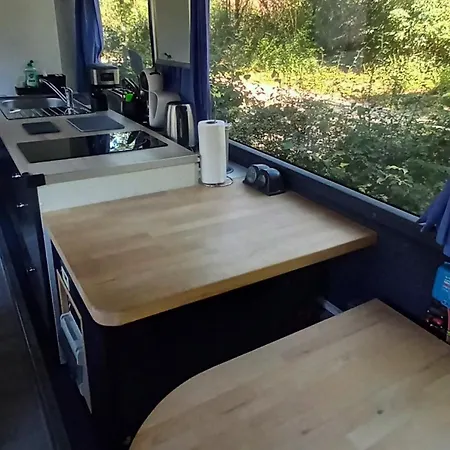 Unique Et Insolite Bus Iliade Campsite Bourg (Haute-Marne)