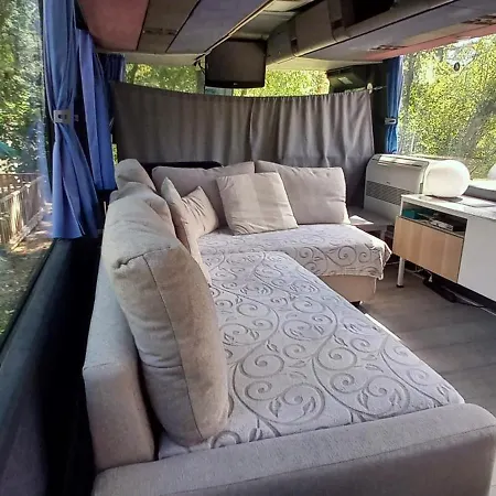 Unique Et Insolite Bus Iliade * Bourg (Haute-Marne)